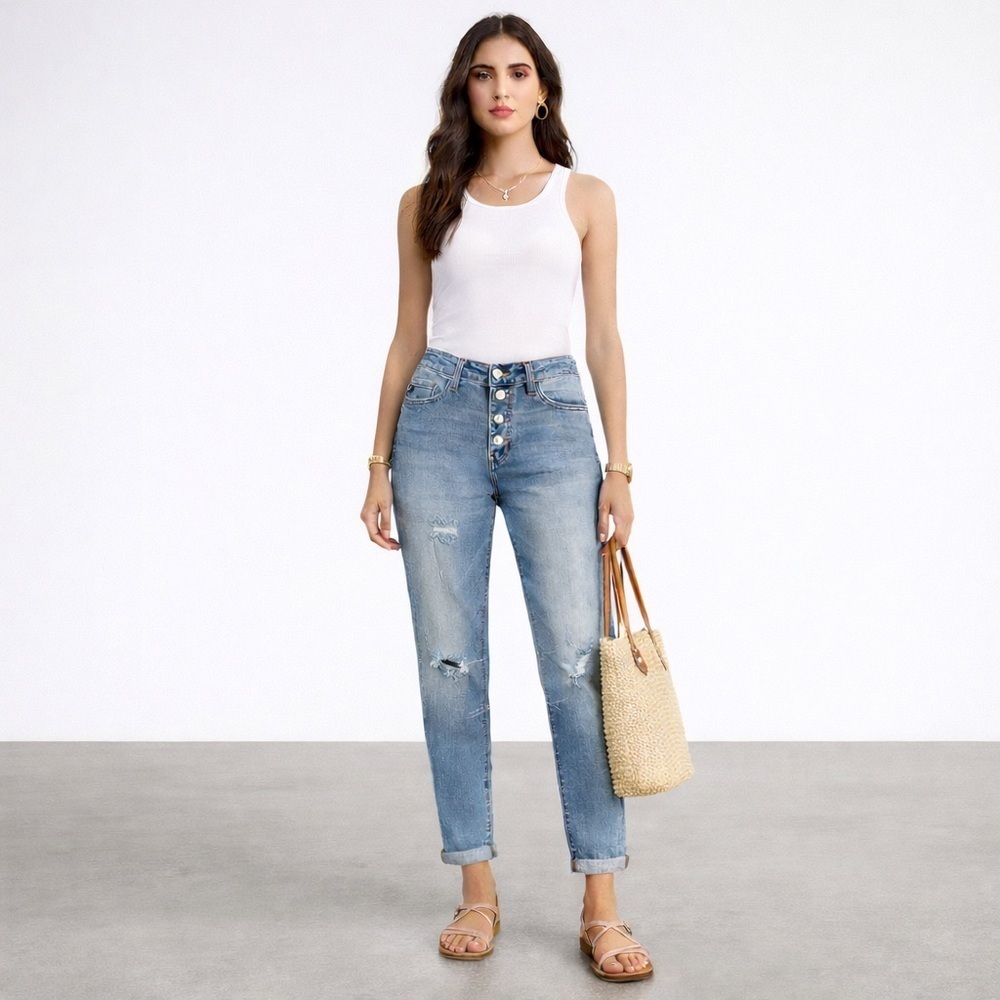 NEW KanCan Light Blue Distressed Relaxed Fit Button Fly Ankle Denim Jeans Sz 26
